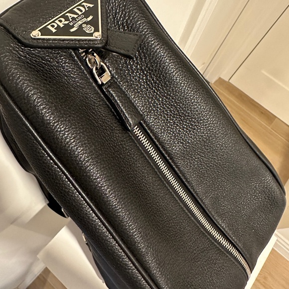 MENS PRADA BACKPACK - Picture 2 of 4